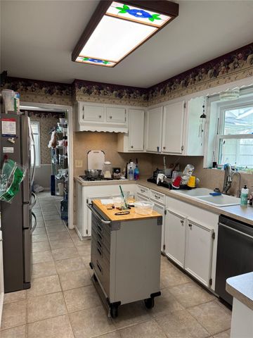 315 Willow Vista Drive, El Lago, TX 77586