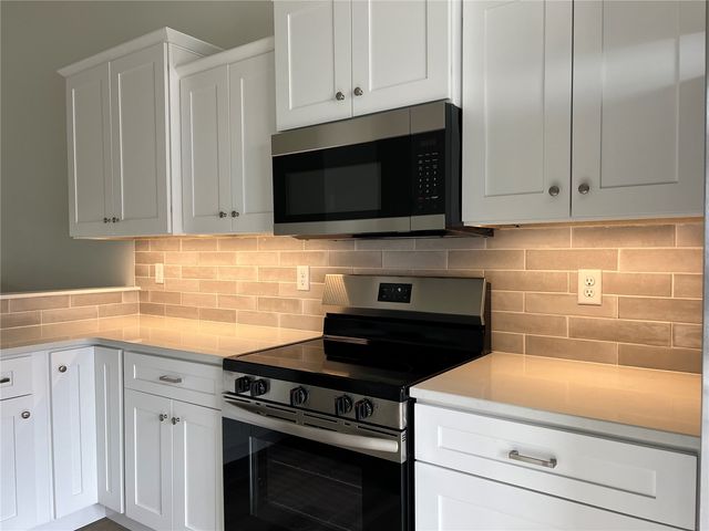 1620 Mitchell Place, Tiffin, IA 52340