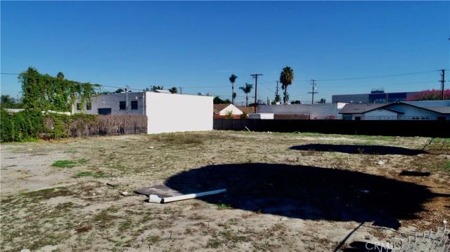 801 E Compton Blvd, Compton, CA 90220