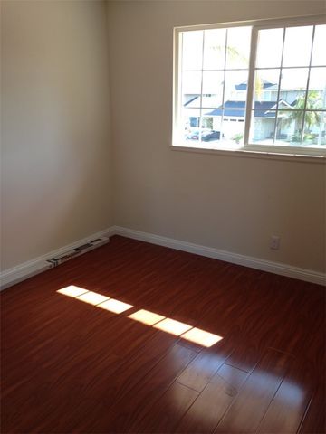 20951 Surge Lane, Huntington Beach, CA 92646