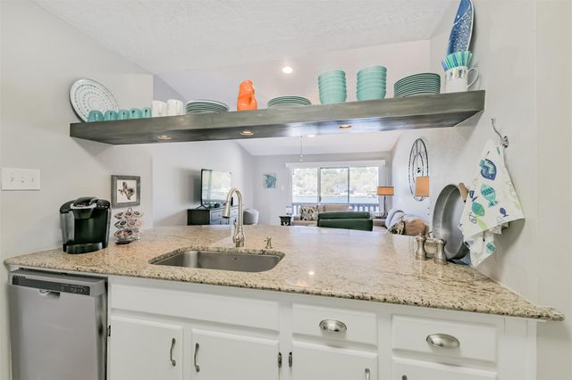 801 River Road 106F, Montgomery, TX 77356