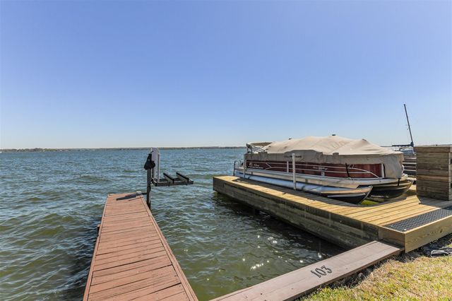 801 River Road 106F, Montgomery, TX 77356