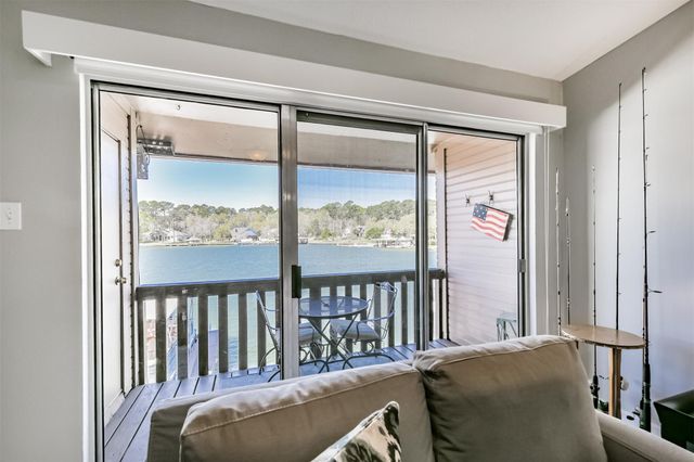 801 River Road 106F, Montgomery, TX 77356