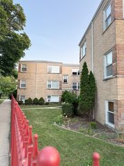 4968 N Menard Avenue 204, Chicago, IL 60630