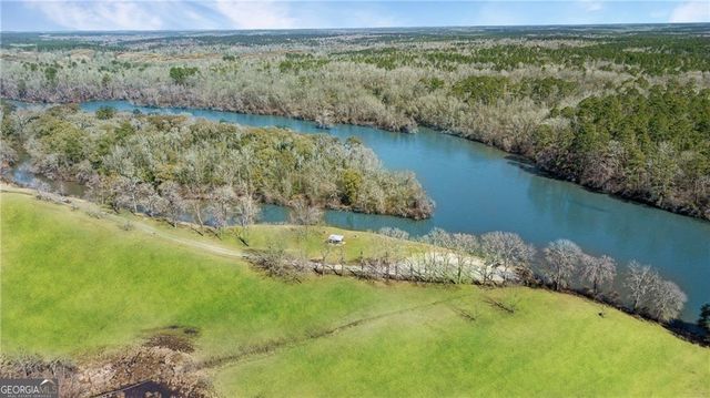 100 Riverside, Valley, AL 36854