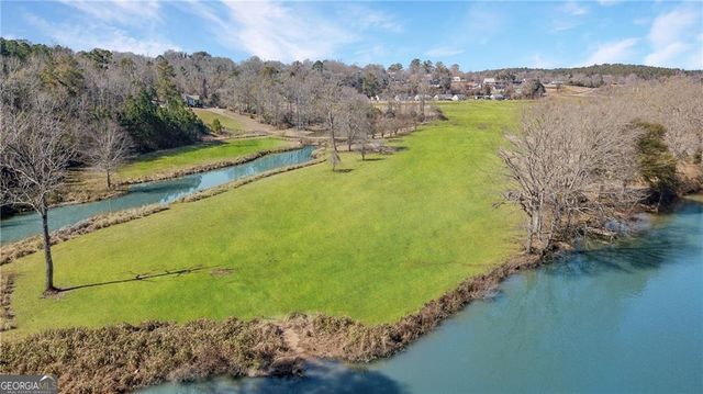 100 Riverside, Valley, AL 36854