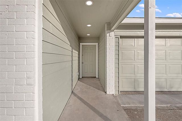 1100 Brush Creek Drive, Richardson, TX 75081