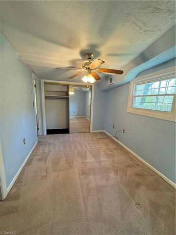 3062 Harper Road, Clemmons, NC 27012