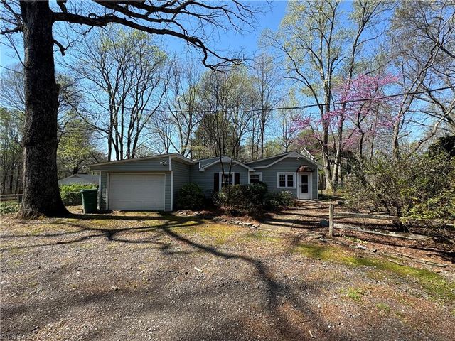 3062 Harper Road, Clemmons, NC 27012