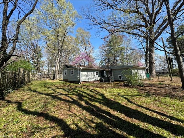 3062 Harper Road, Clemmons, NC 27012