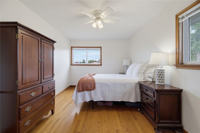 914 S Dixieland Road, Rogers, AR 72758