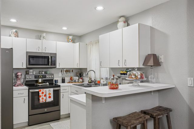 2837 NW 99th Terrace, Sunrise, FL 33322