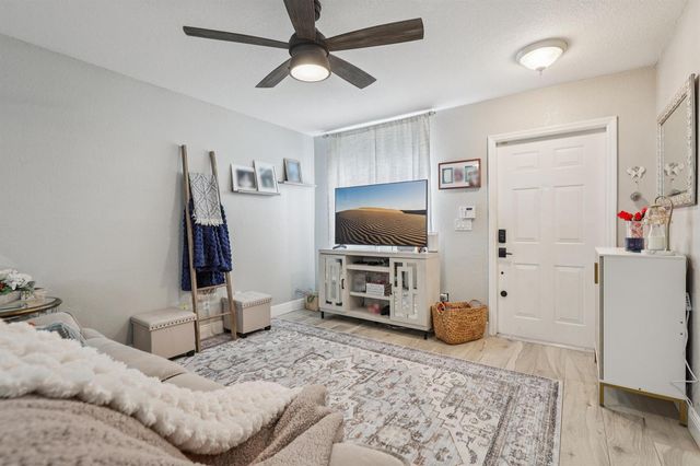 2837 NW 99th Terrace, Sunrise, FL 33322