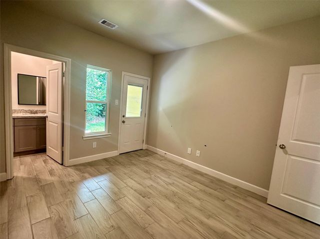 104 Turner Drive A, Willis, TX 77378