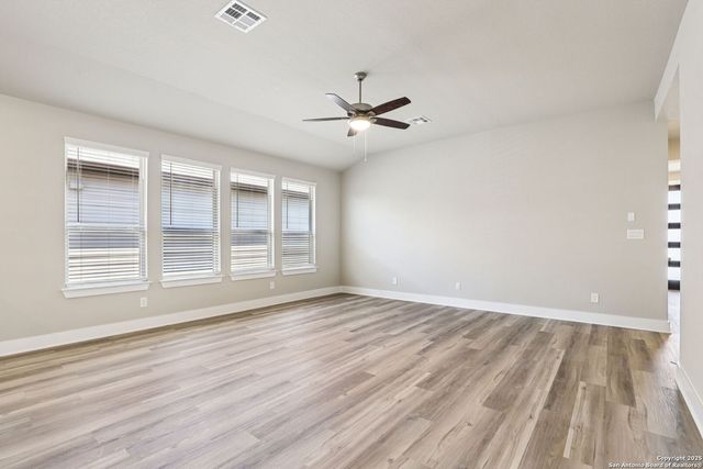 9638 Grand Via Blvd, Converse, TX 78109