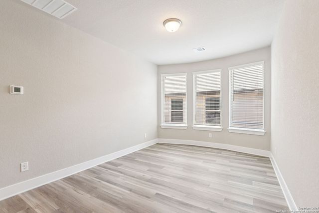 9638 Grand Via Blvd, Converse, TX 78109