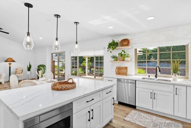 12687 Senda Acantilada, San Diego, CA 92128