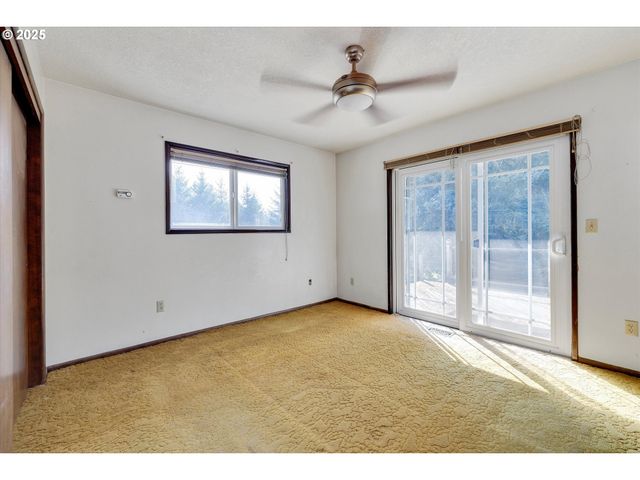 26394 S GARD Rd, Mulino, OR 97042