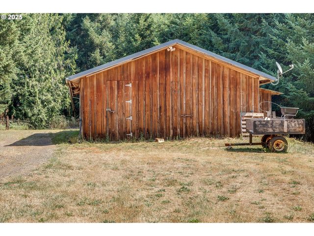 26394 S GARD Rd, Mulino, OR 97042