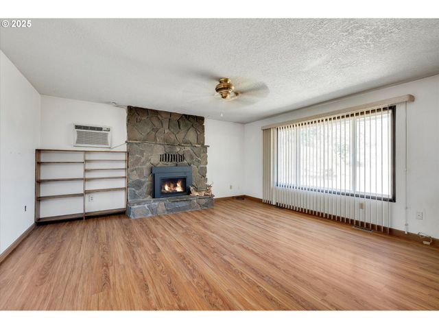 26394 S GARD Rd, Mulino, OR 97042