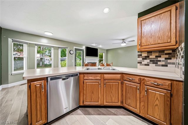 1294 Bannerstone Drive, Painesville Twp, OH 44077