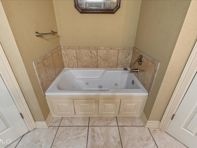 123 Sherwood Drive, Benton, LA 71006