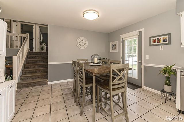 304 Trailview Avenue, St Peters, MO 63376