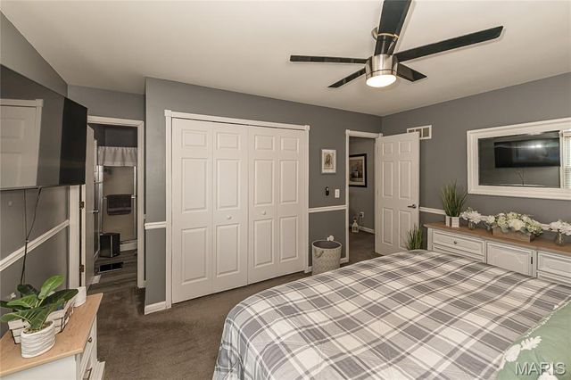 304 Trailview Avenue, St Peters, MO 63376