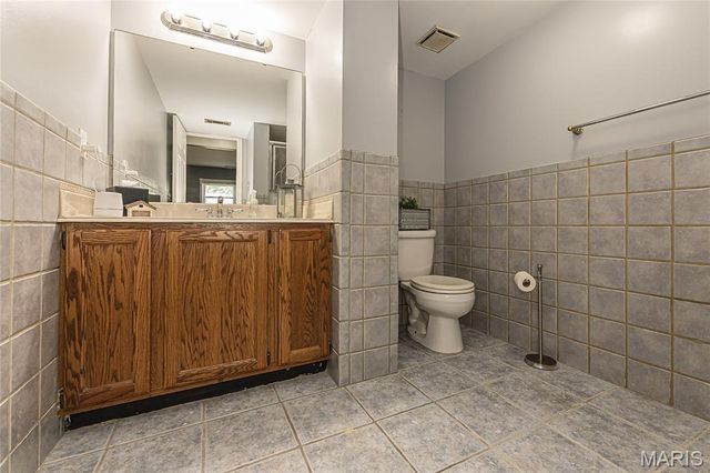 304 Trailview Avenue, St Peters, MO 63376
