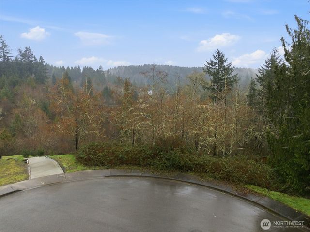 1700 Maple Valley Drive, Centralia, WA 98531