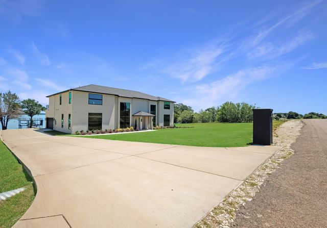 733 El Barco, Corsicana, TX 75109