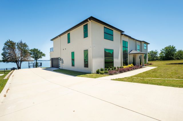 733 El Barco, Corsicana, TX 75109