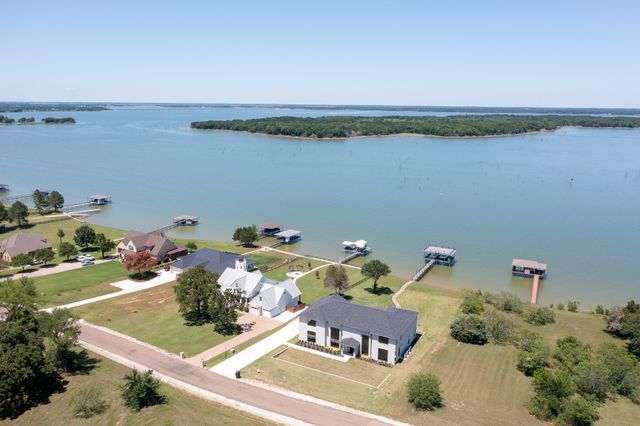 733 El Barco, Corsicana, TX 75109