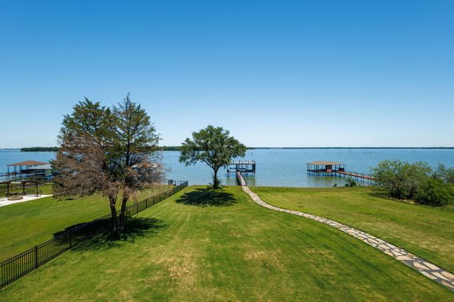733 El Barco, Corsicana, TX 75109