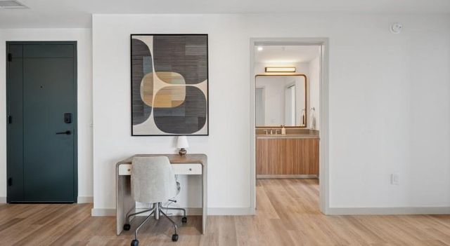 660 11th NW Street 0503, Atlanta, GA 30319