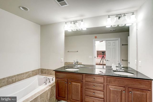 42749 WILMAR SQ, Broadlands, VA 20148