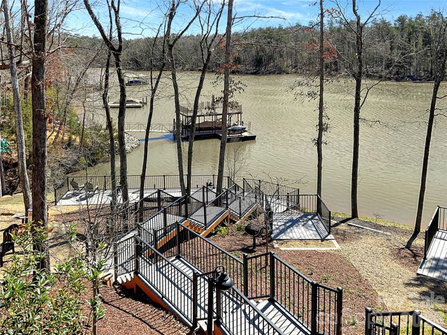 10117 Lakeshore Drive, Lancaster, SC 29720