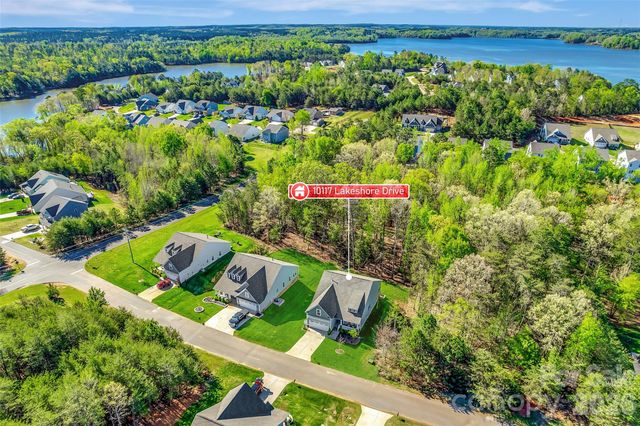10117 Lakeshore Drive, Lancaster, SC 29720