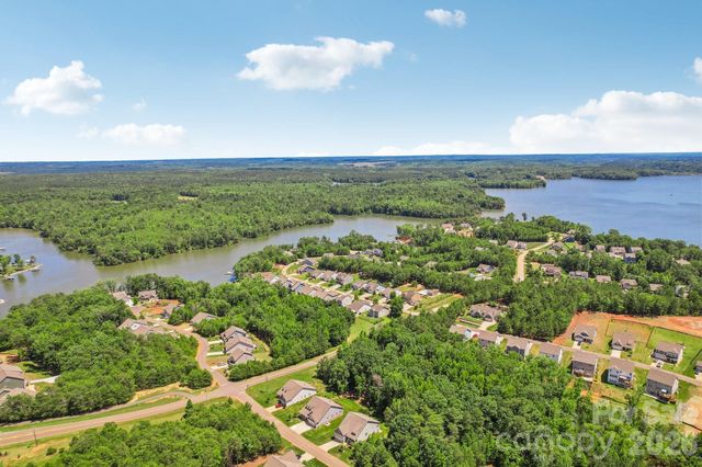10117 Lakeshore Drive, Lancaster, SC 29720