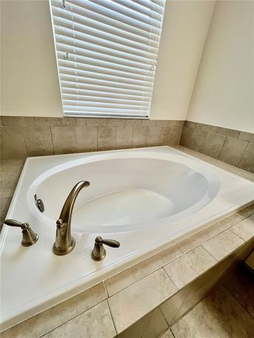 7942 ROMA DUNE DRIVE, Wesley Chapel, FL 33545