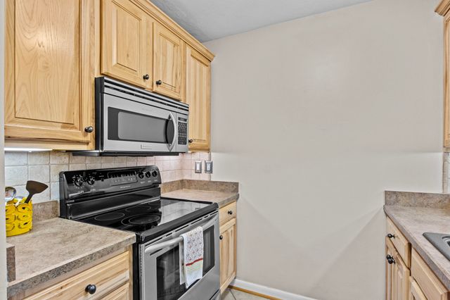 2121 Nicholasville Road 804, Lexington, KY 40503