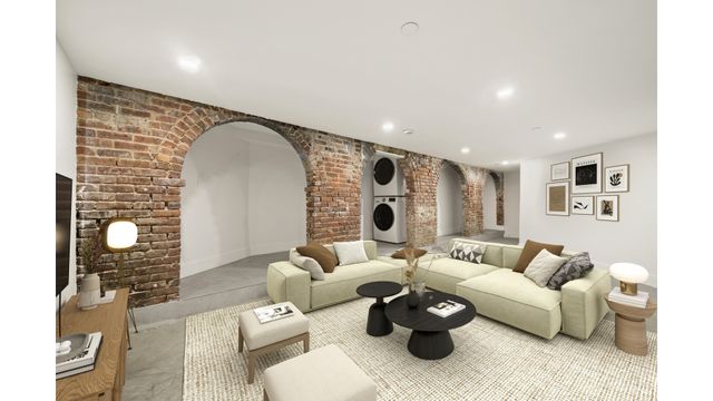 41 PUTNAM Avenue A, New York City, NY 11238