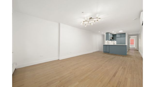 41 PUTNAM Avenue A, New York City, NY 11238