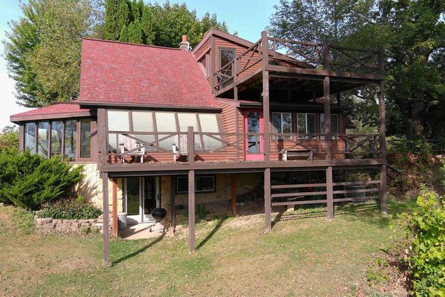 3961 High Point Road, Spring Green, WI 53588