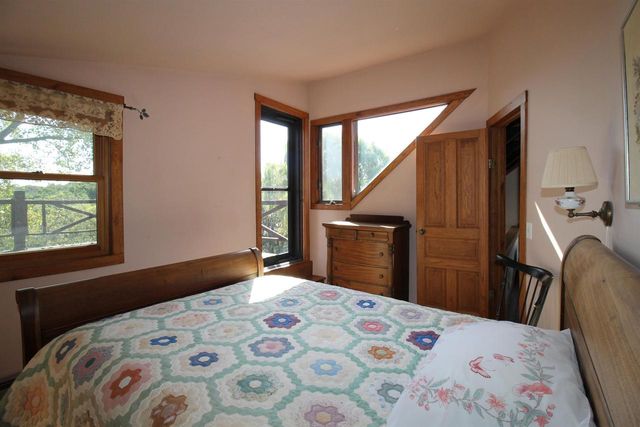 3961 High Point Road, Spring Green, WI 53588