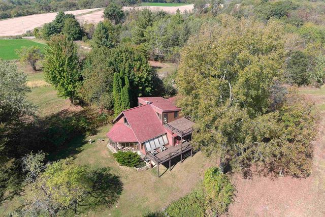 3961 High Point Road, Spring Green, WI 53588