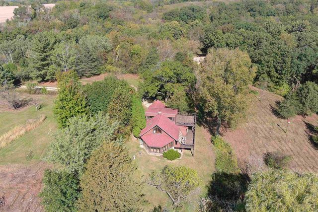 3961 High Point Road, Spring Green, WI 53588