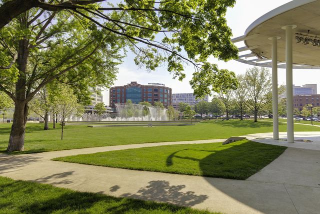 1 Miranova Place, 1225, Columbus, OH 43215