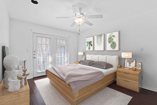 7685 Northcross DR 728, Austin, TX 78757