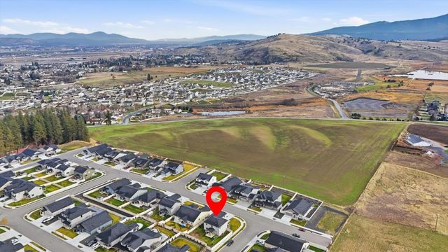 1824 S Donwood St, Greenacres, WA 99016